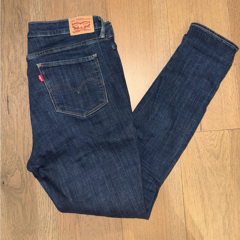 Levi’s 311 shaping skinny size 32
